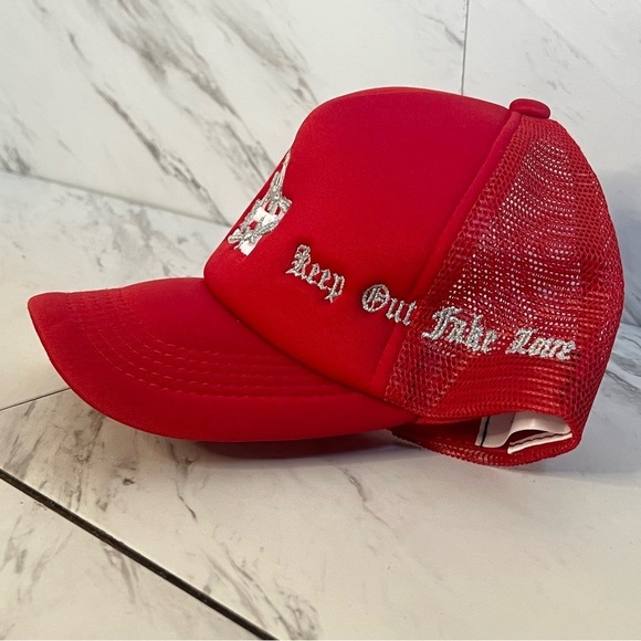 NEW Los Angeles Keep Out Fake Love Barb Wire Red Adjustable Trucker Hat - Picture 2 of 5
